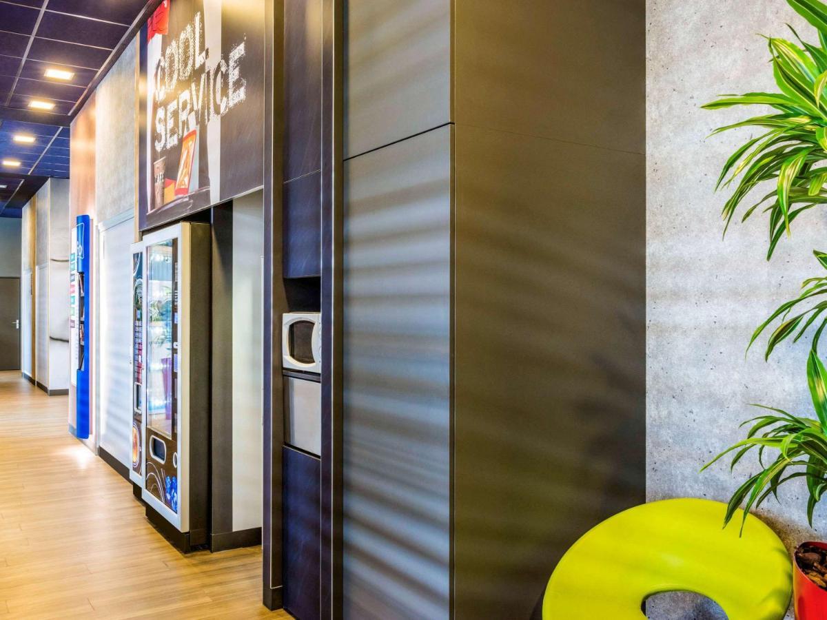 Ibis Budget Rueil Malmaison Экстерьер фото