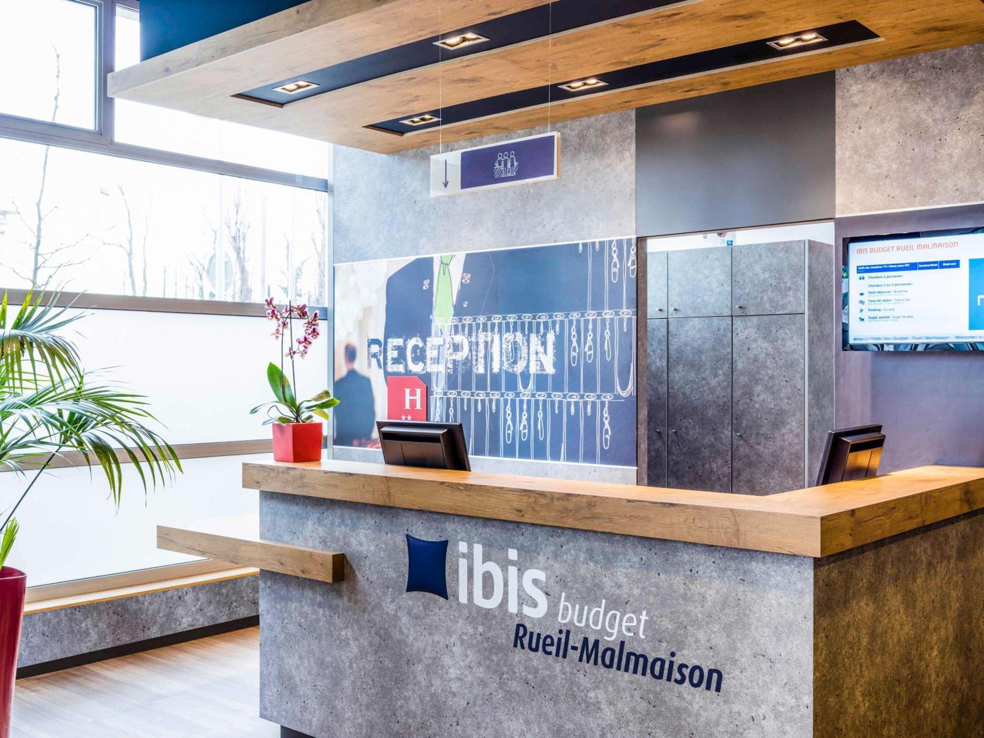 Ibis Budget Rueil Malmaison Экстерьер фото