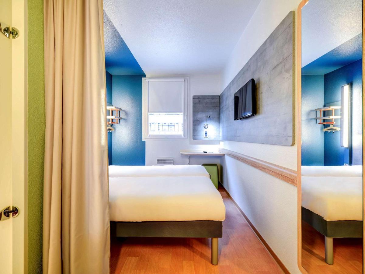 Ibis Budget Rueil Malmaison Экстерьер фото